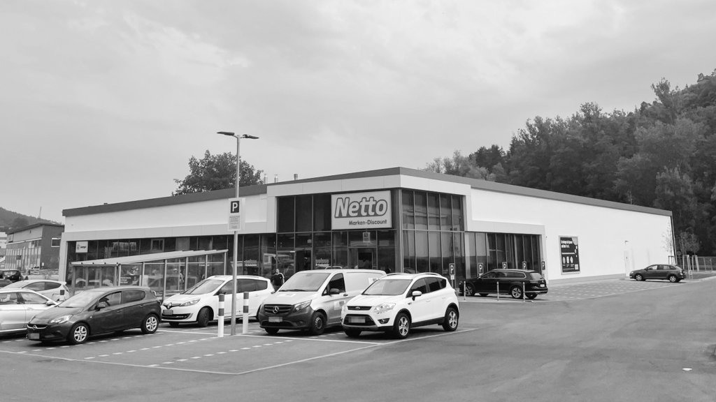 AIF Capital kauft Lebensmittelmärkte in Neuss und Ebhausen